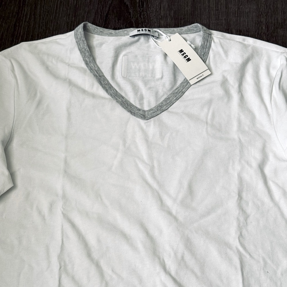MSGM**White V-Neck Men’s T-Shirt***Med. $181 - Picture 4 of 4